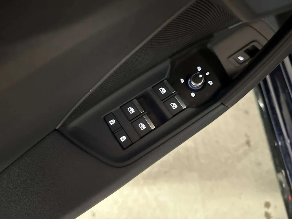 Audi S3 �� Audi * ���� ���������� * ��������� ����* CARFAX | Mobile.bg � ����������� 15