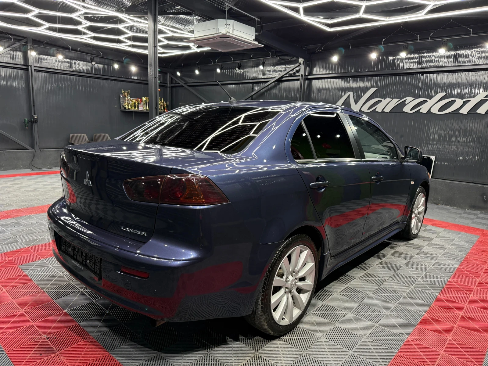 Mitsubishi Lancer 1.8 АВТОМАТИК Swiss, снимка 4 - Автомобили и джипове - 53803195