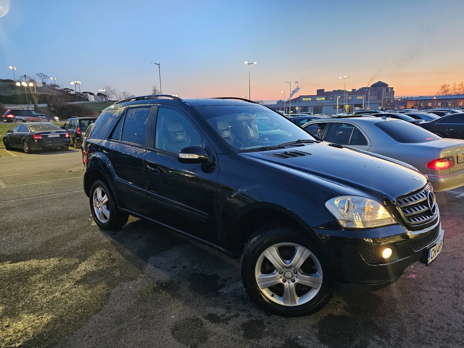 Mercedes-Benz 280, снимка 9 - Автомобили и джипове - 53836302