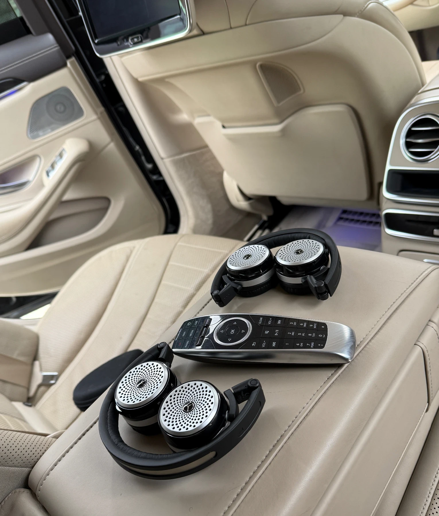 Mercedes-Benz S 350 BRABUS-Optik* 3xTV* Burmaster* FULL, снимка 11 - Автомобили и джипове - 53930356