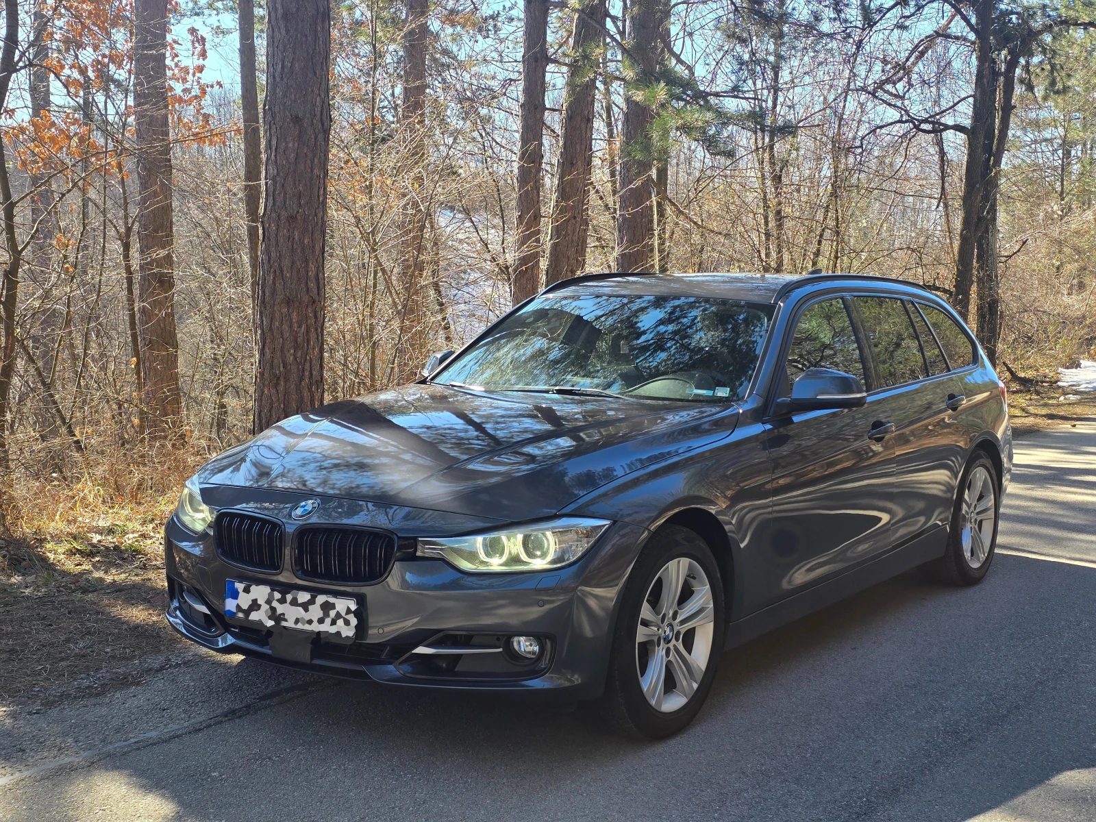 BMW 320 xDrive, снимка 3 - Автомобили и джипове - 54001362