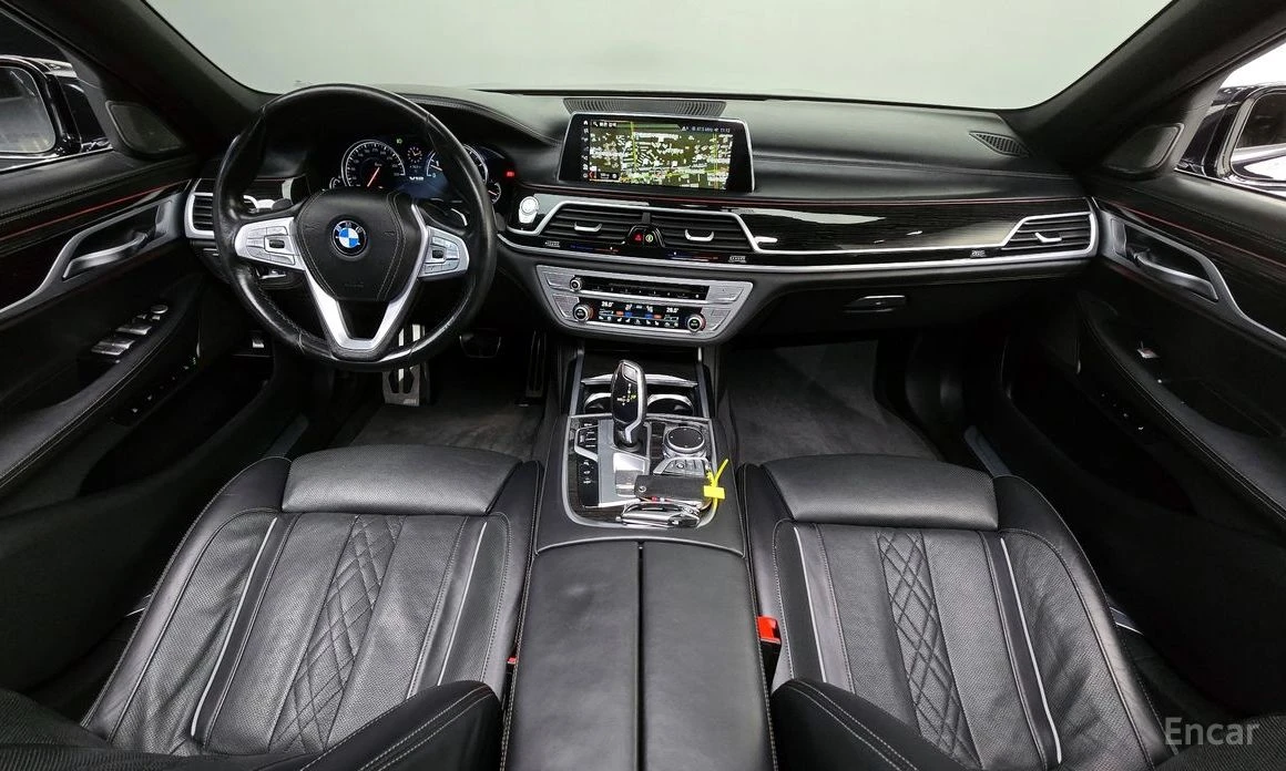 BMW 740 XDRIVE* МПАКЕТ* RECARO* КАМЕРИ* 360* HARMAN* KARDO, снимка 6 - Автомобили и джипове - 54205781