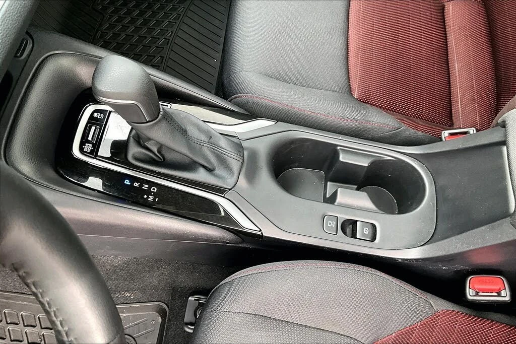 Toyota Corolla SE FWD* ����������* (���� �� ��)  | Mobile.bg � ����������� 13