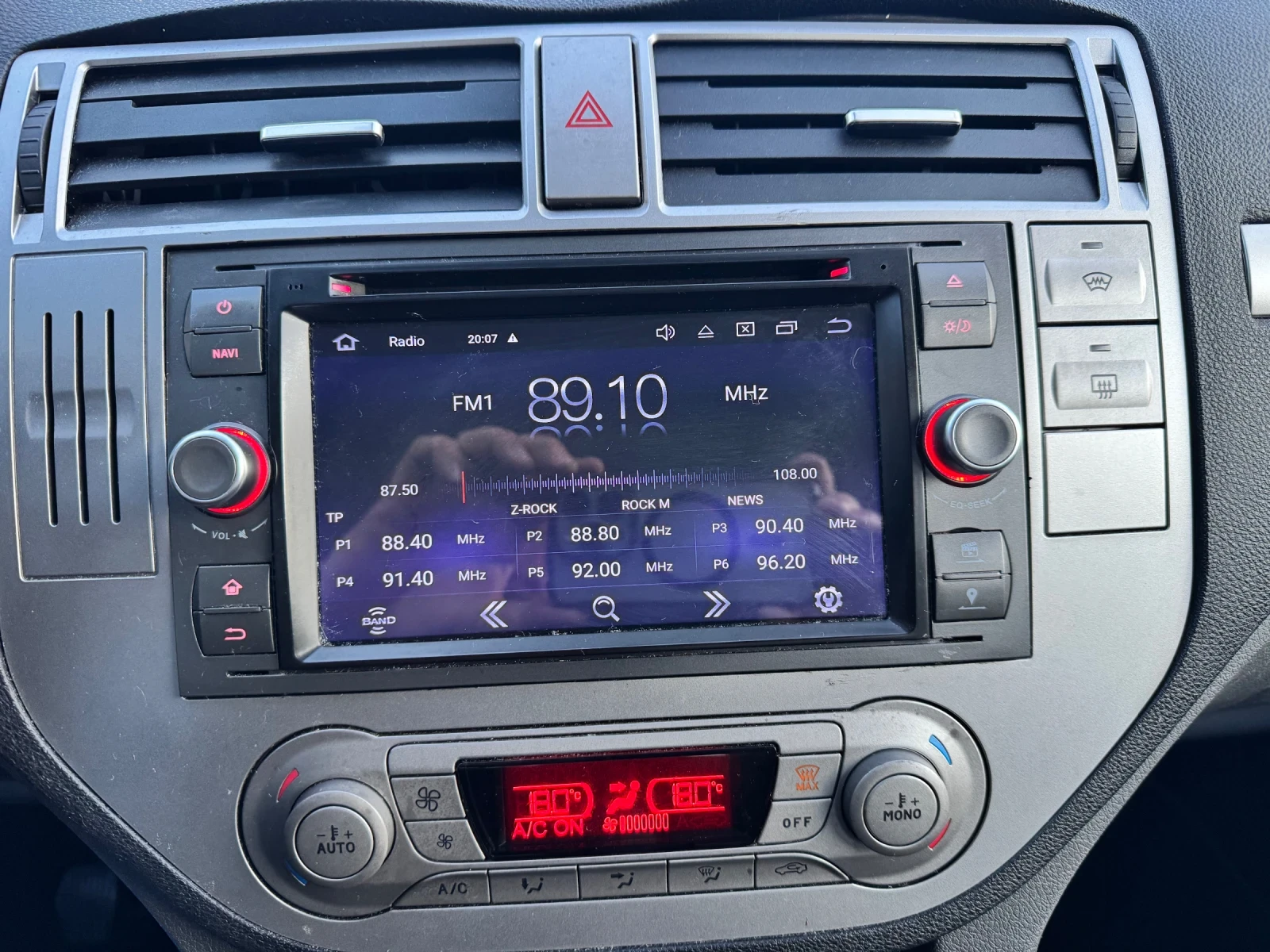 Ford C-max 1.8 Titanium , снимка 10 - Автомобили и джипове - 54363434