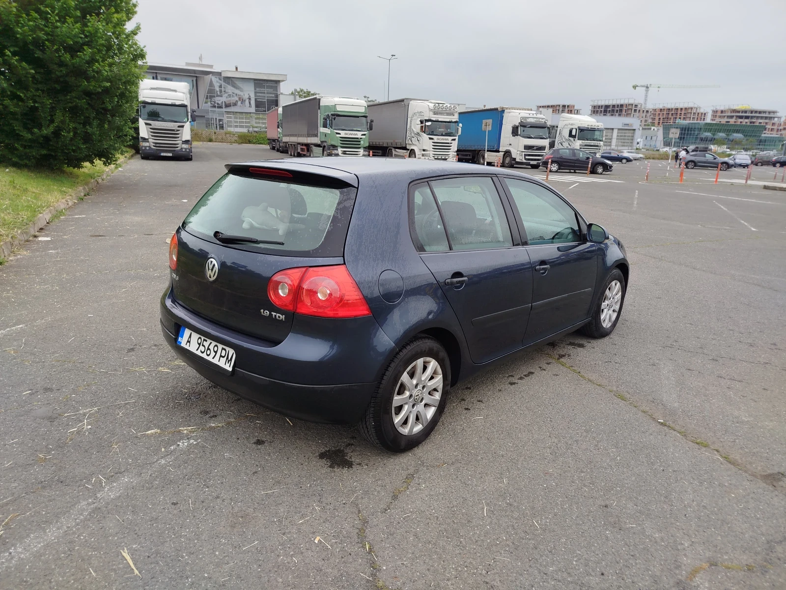 VW Golf 5 - 1.9 TDI / 105, снимка 3 - Автомобили и джипове - 54649864