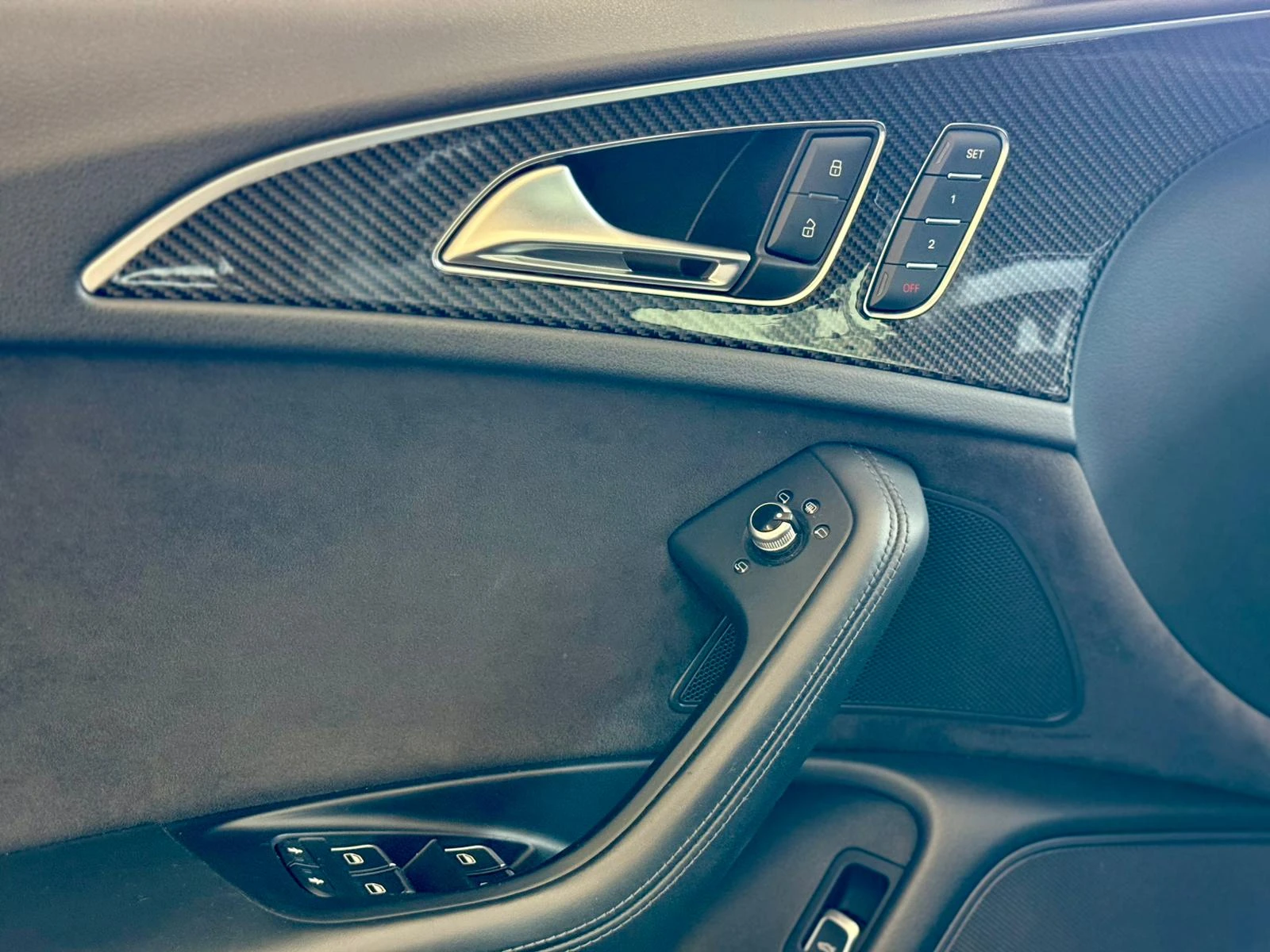 Audi Rs6 Avant Performance* Carbon* Подгрев* Лизинг , снимка 7 - Автомобили и джипове - 54703793