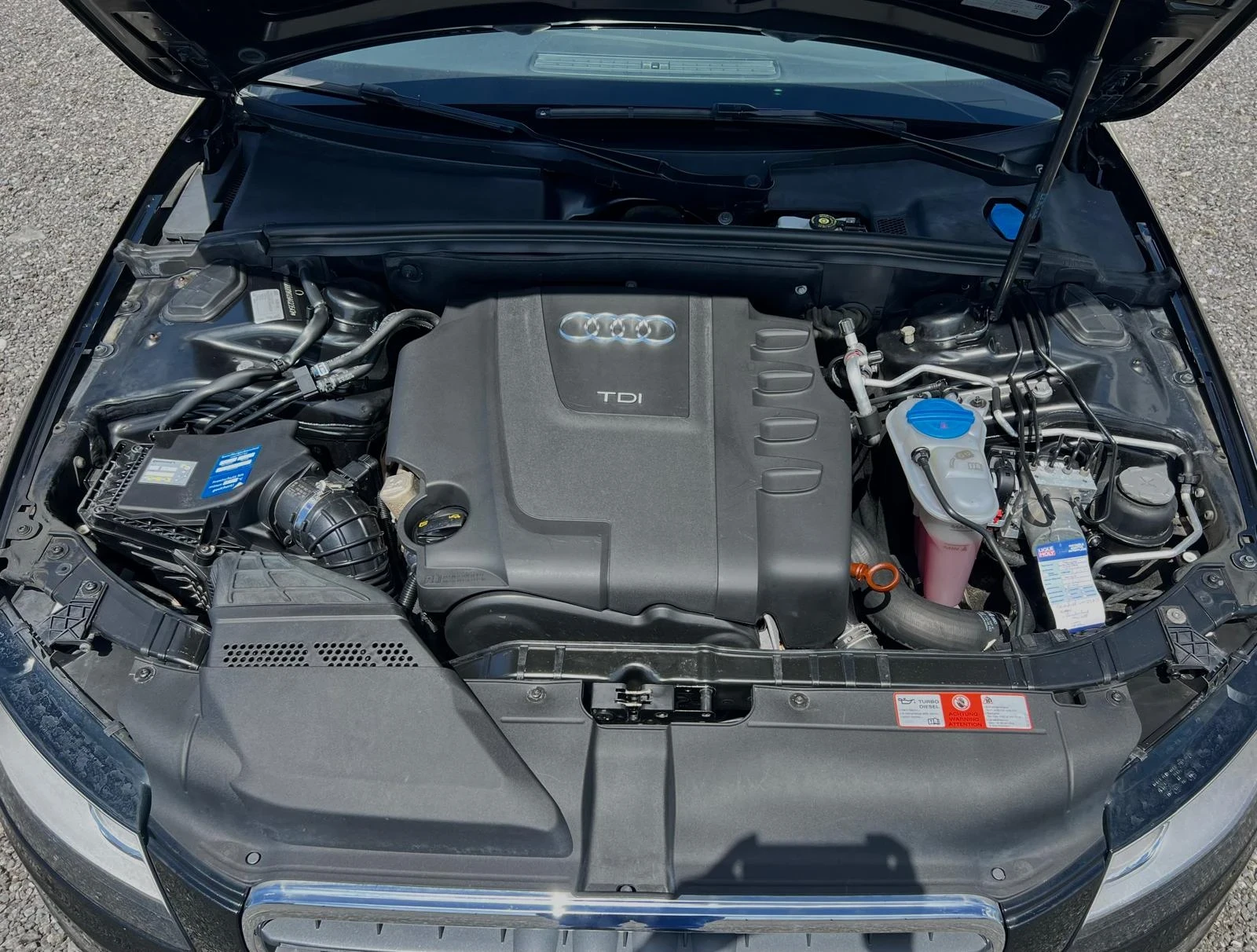 Audi A4 2.0TDI/143кс./6ск, снимка 12 - Автомобили и джипове - 54714265