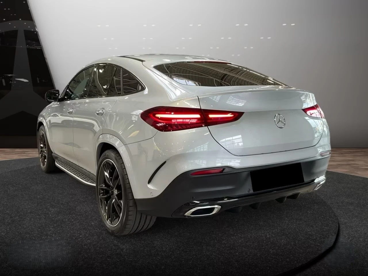 Mercedes-Benz GLE 450 d / 4M / AMG / COUPE / BURM / 360 / HEAD-UP/ NIGHT, снимка 4 - Автомобили и джипове - 54883458