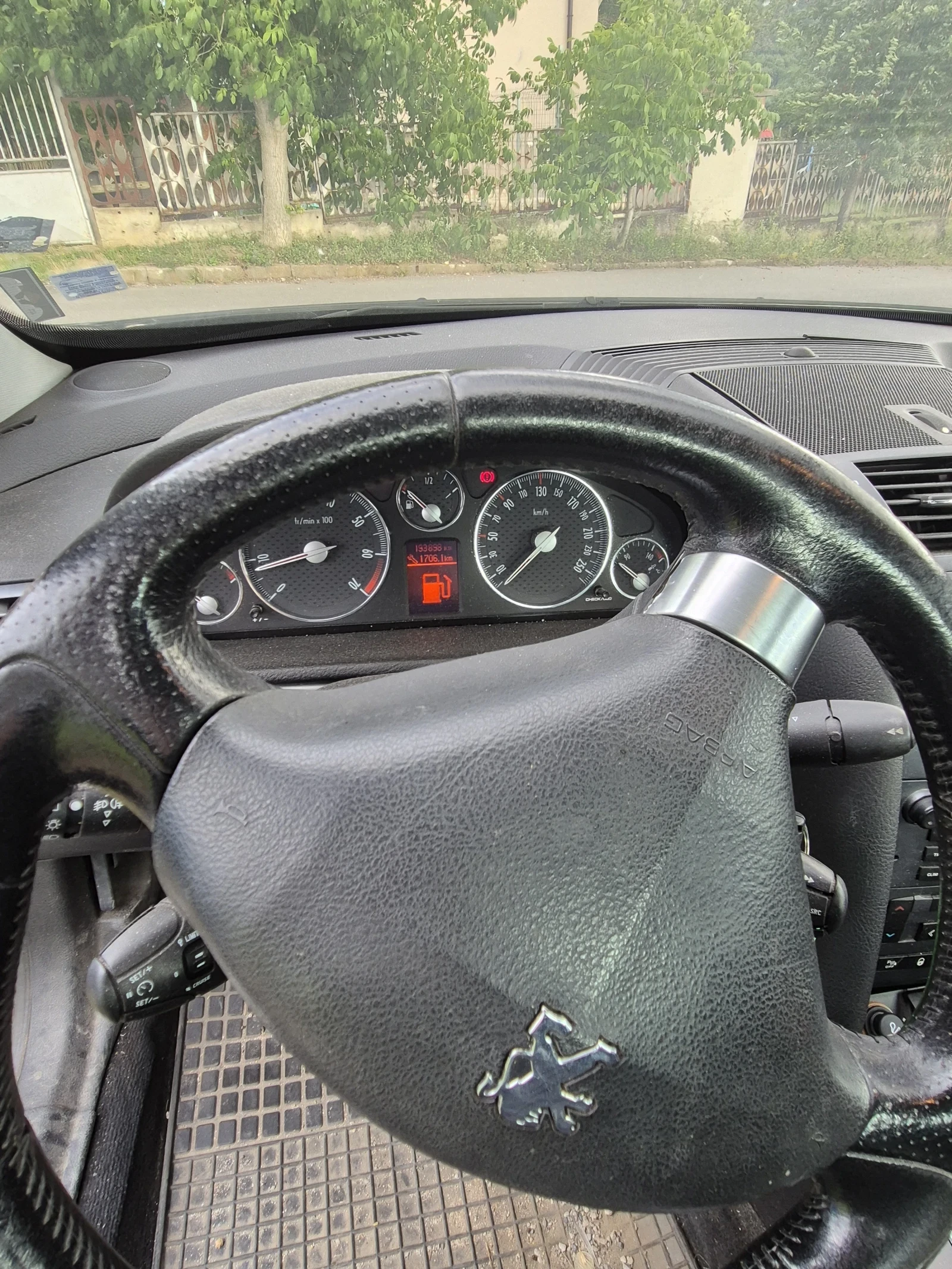 Peugeot 407 2.2 бензин, снимка 8 - Автомобили и джипове - 55267213