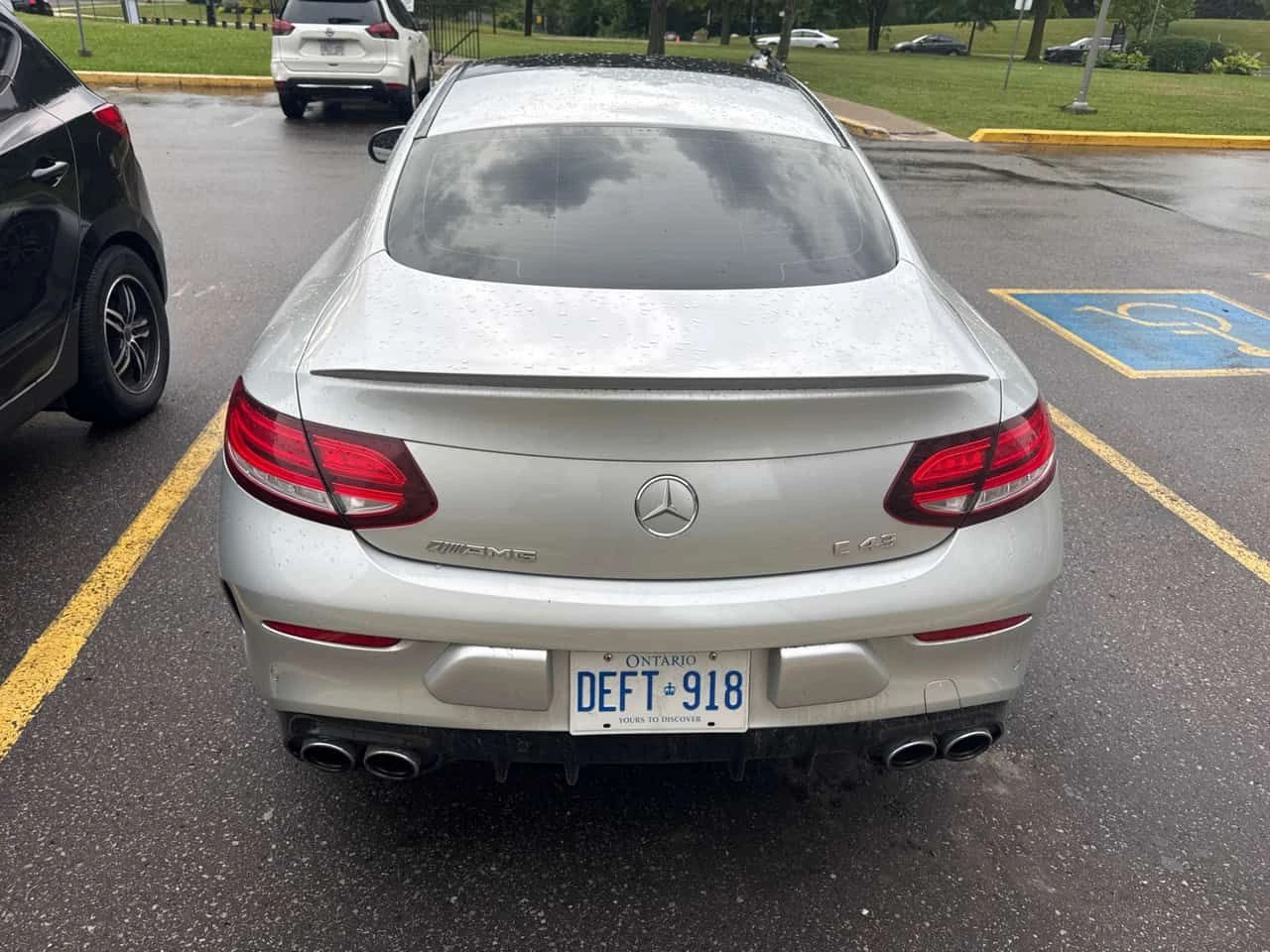 Mercedes-Benz C 43 AMG * 43 * АВТОКРЕДИТ БЕЗ ПЪРВОНАЧАЛНА ВНОСКА* , снимка 4 - Автомобили и джипове - 55368649