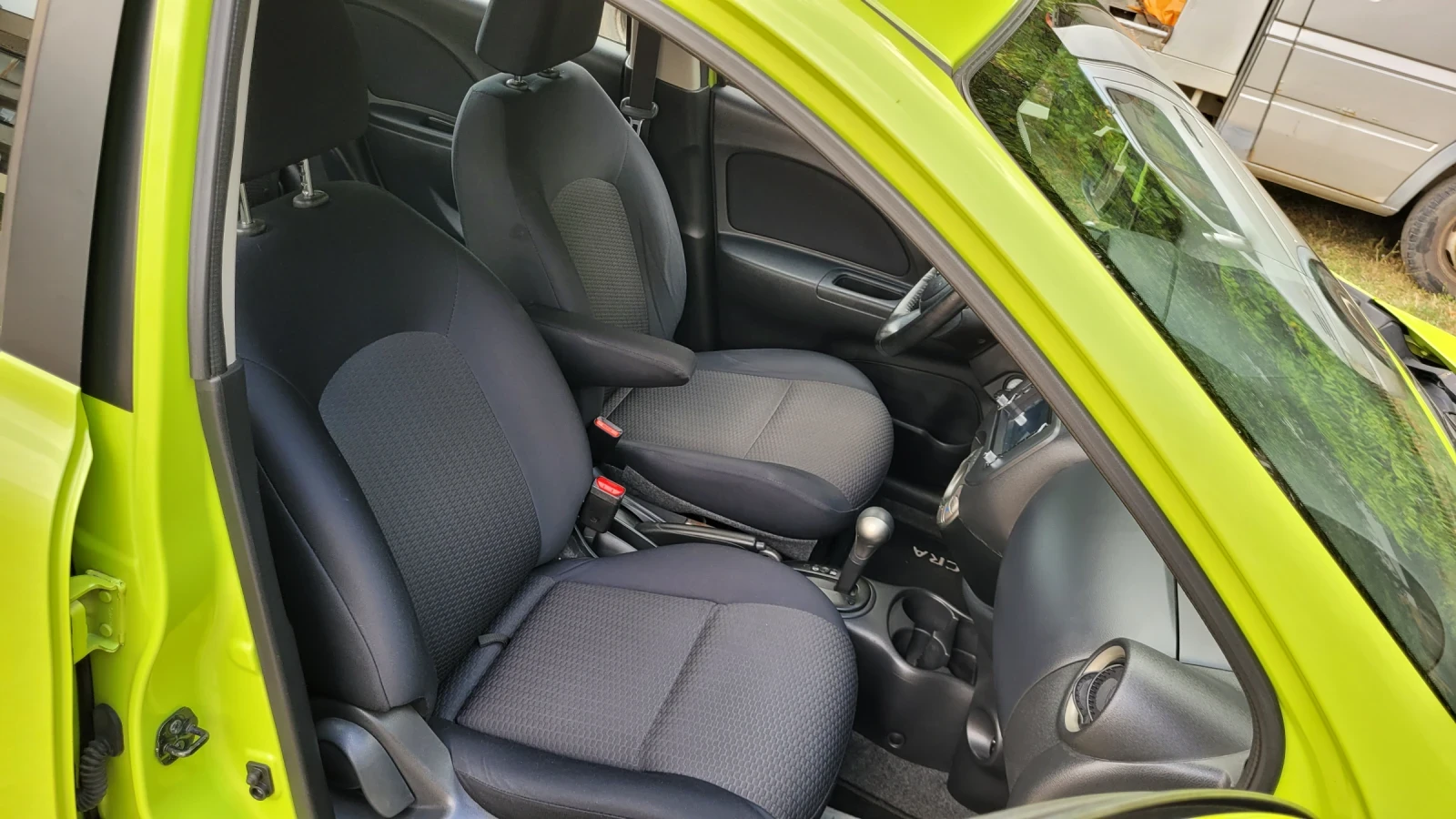 Nissan Micra 1.2i АВТОМАТ, снимка 14 - Автомобили и джипове - 55843998