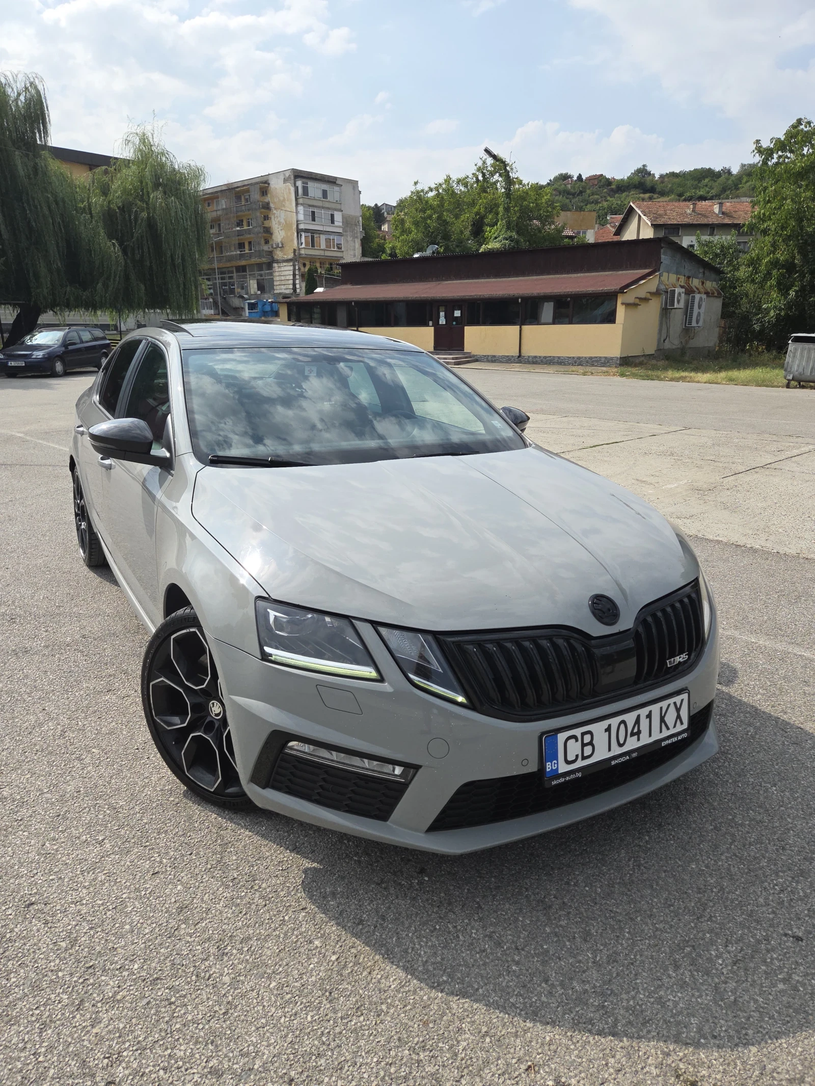 Skoda Octavia VRS 2.0 TSI 245 к.с