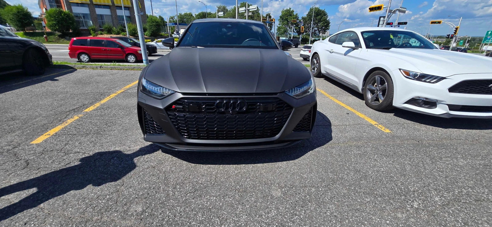 Audi Rs7 * 4.0 TFSI quattro * CARFAX * ОПЦИЯ ЗА ФИНАНСИРАНЕ, снимка 6 - Автомобили и джипове - 56156346