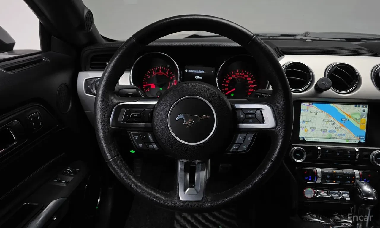 Ford Mustang 5.0 GT Coupe , снимка 12 - Автомобили и джипове - 56223054