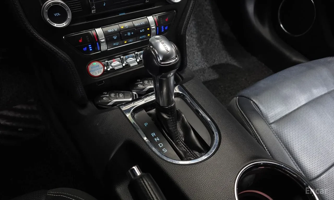 Ford Mustang 5.0 GT Coupe , снимка 9 - Автомобили и джипове - 56223054