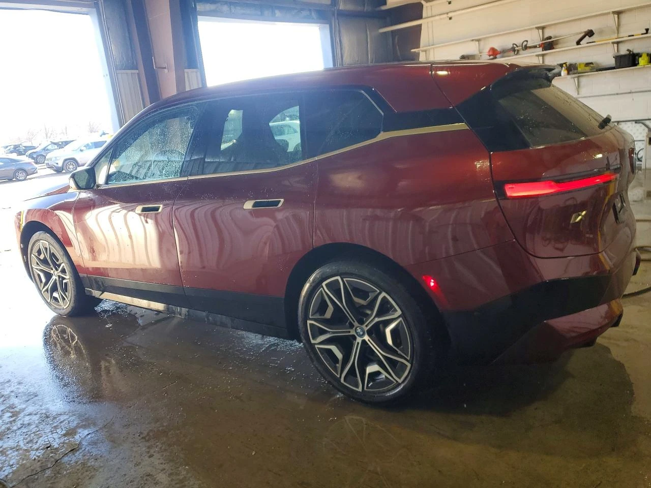 BMW iX xDrive50, снимка 2 - Автомобили и джипове - 56314302