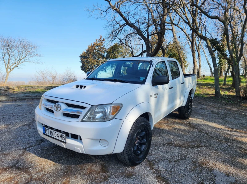 Toyota Hilux 2.5 D4D, снимка 1 - Автомобили и джипове - 48917419