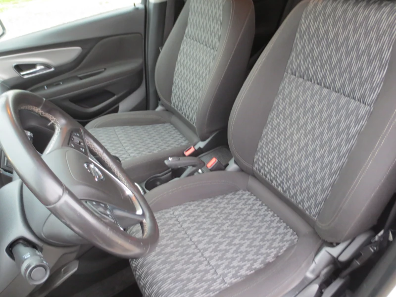 Opel Mokka 1.7 CDTI , снимка 10 - Автомобили и джипове - 52333531