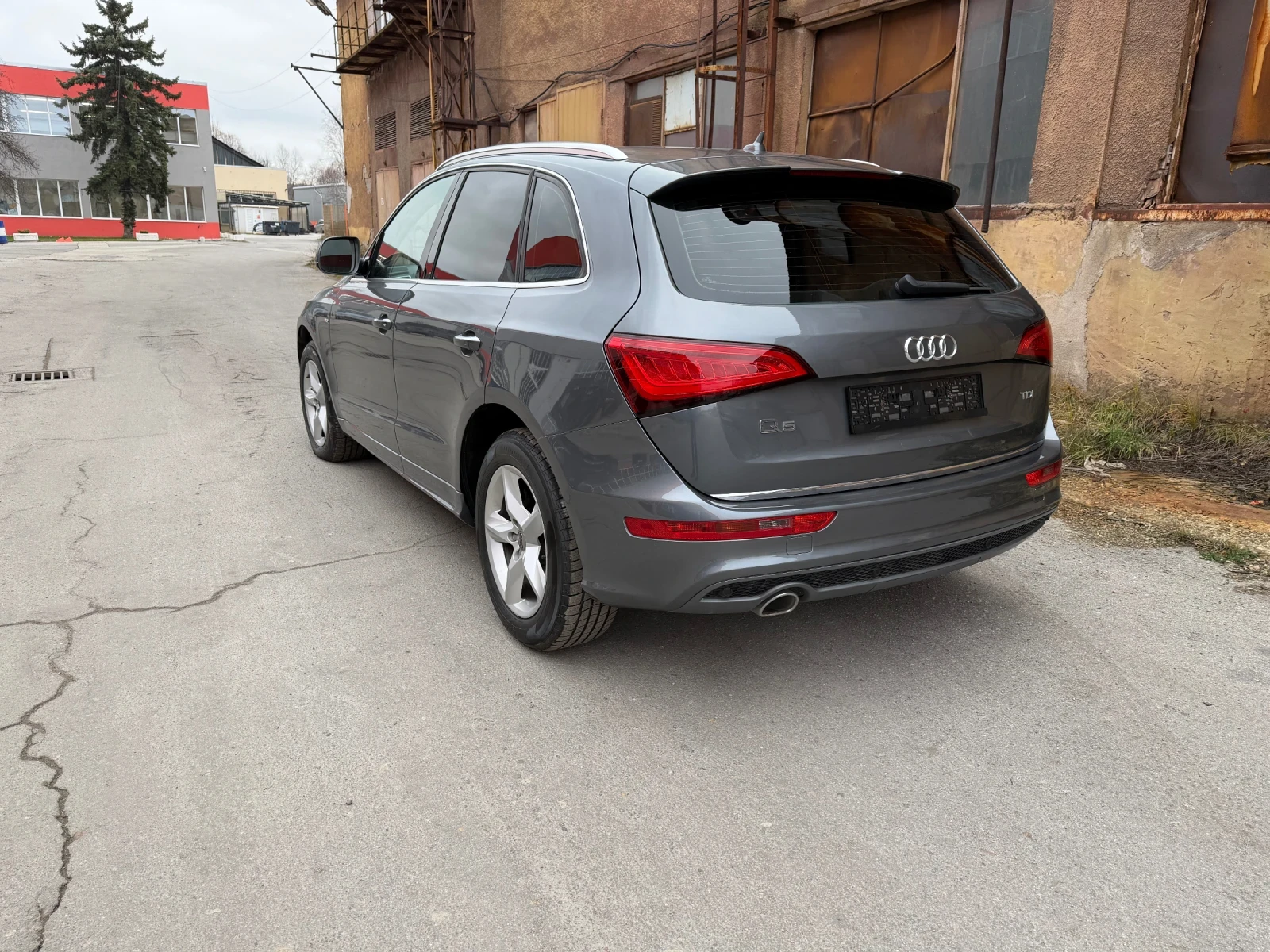 Audi Q5 190ps s-line euro 6b - изображение 4