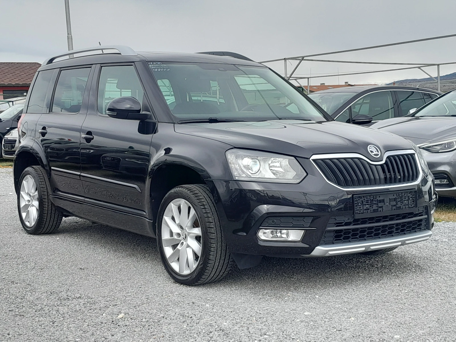 Skoda Yeti 1.6tdi avtomat - изображение 3