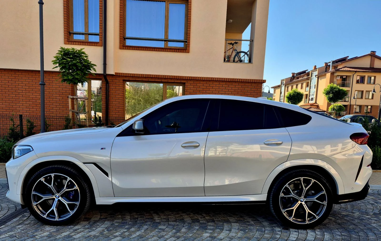 BMW X6 * ТОП ЦЕНА* M50I* BOWERS&WILKINS* LASER* CARBON*  - изображение 2