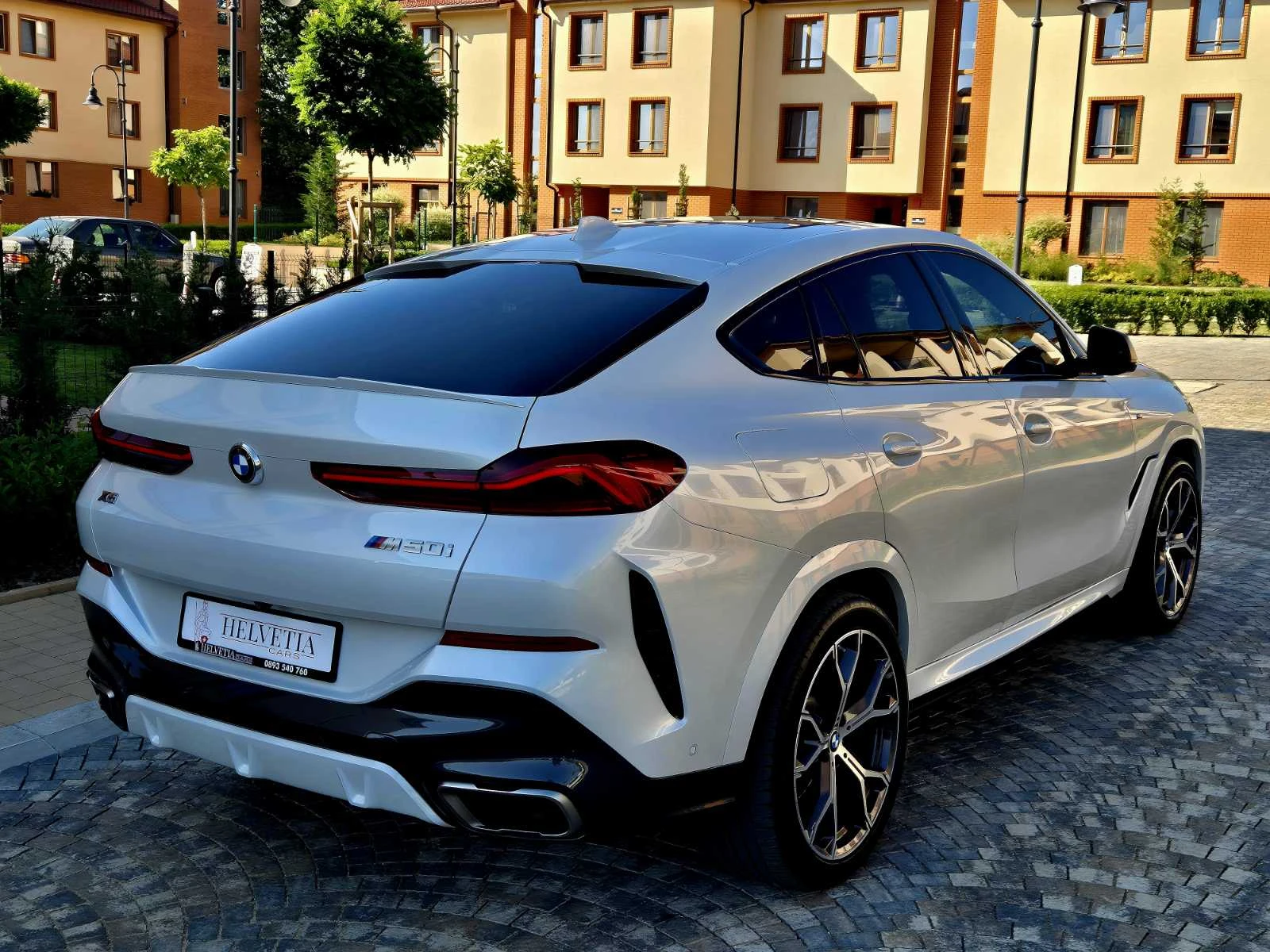 BMW X6 * ТОП ЦЕНА* M50I* BOWERS&WILKINS* LASER* CARBON*  - изображение 5