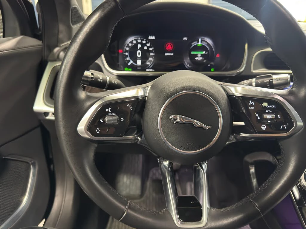 Jaguar I-Pace *  *    *   *  | Mobile.bg   6