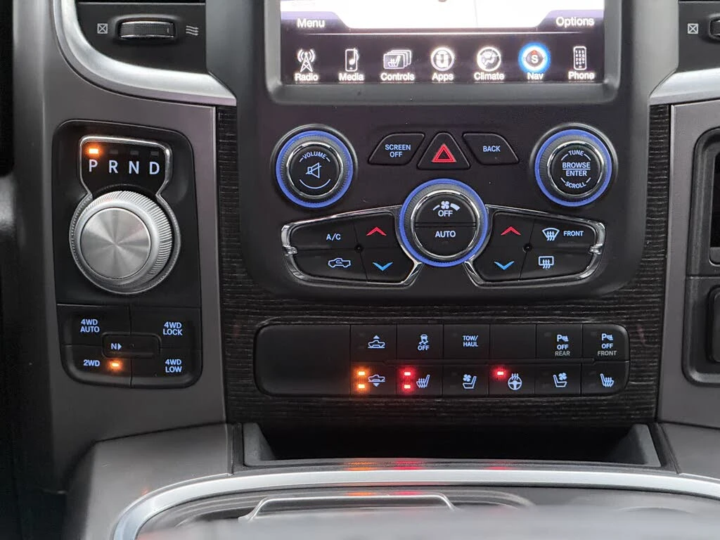 Dodge RAM 1500 Laramie Longhorn ALPINE* ���������* CAM* �������*  | Mobile.bg � ����������� 17