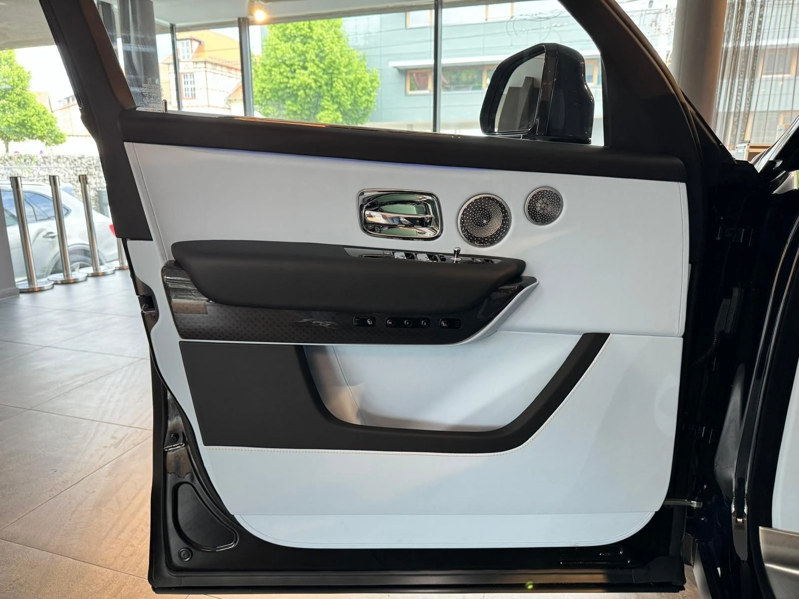 Rolls-Royce Cullinan BLACK BADGE/BESPOKE/SHOOTING STAR/CARBON/ | Mobile.bg � ����������� 6