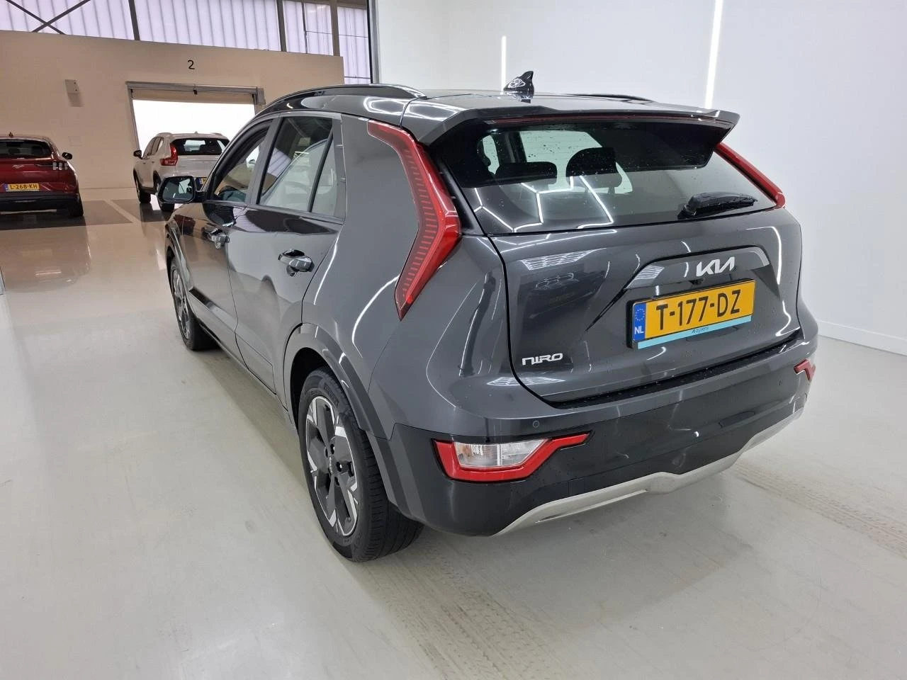 Kia Niro 65KWh/ DINAMICLINE/2023г./SOH100%, снимка 4 - Автомобили и джипове - 54821441
