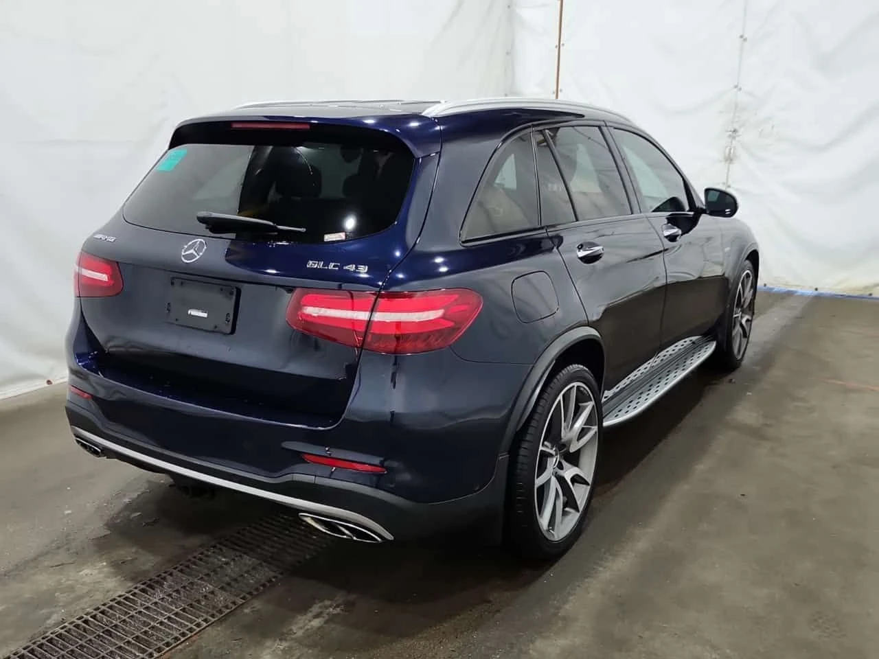 Mercedes-Benz GLC 43 AMG BURMESTER * ДИСТРОНИК * ОБДУХВАНЕ * ПАНО * 360, снимка 3 - Автомобили и джипове - 55193305