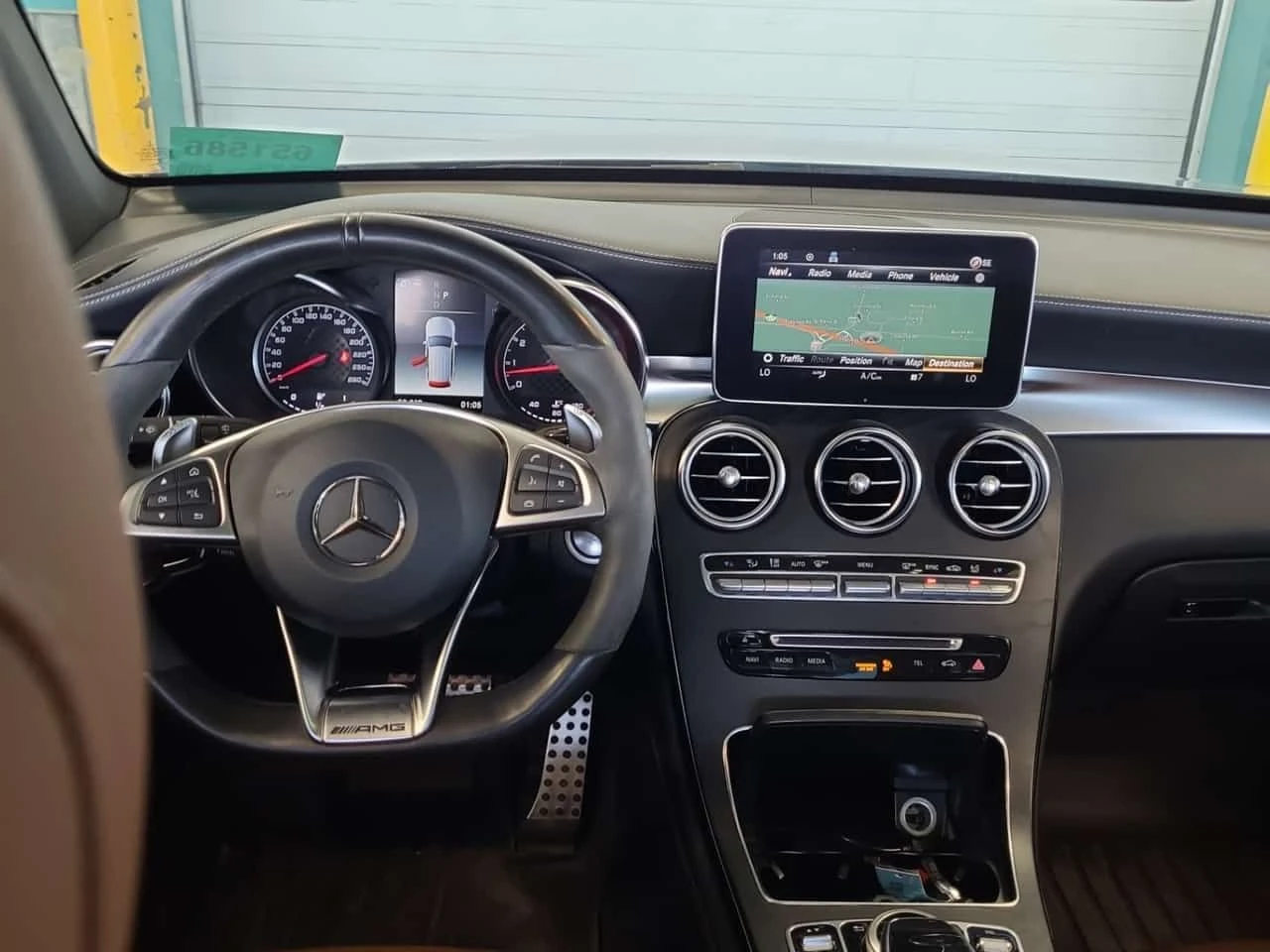 Mercedes-Benz GLC 43 AMG BURMESTER * ДИСТРОНИК * ОБДУХВАНЕ * ПАНО * 360, снимка 12 - Автомобили и джипове - 55193305