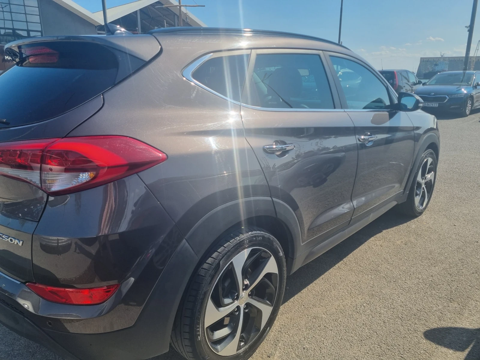 Hyundai Tucson, снимка 13 - Автомобили и джипове - 55750834