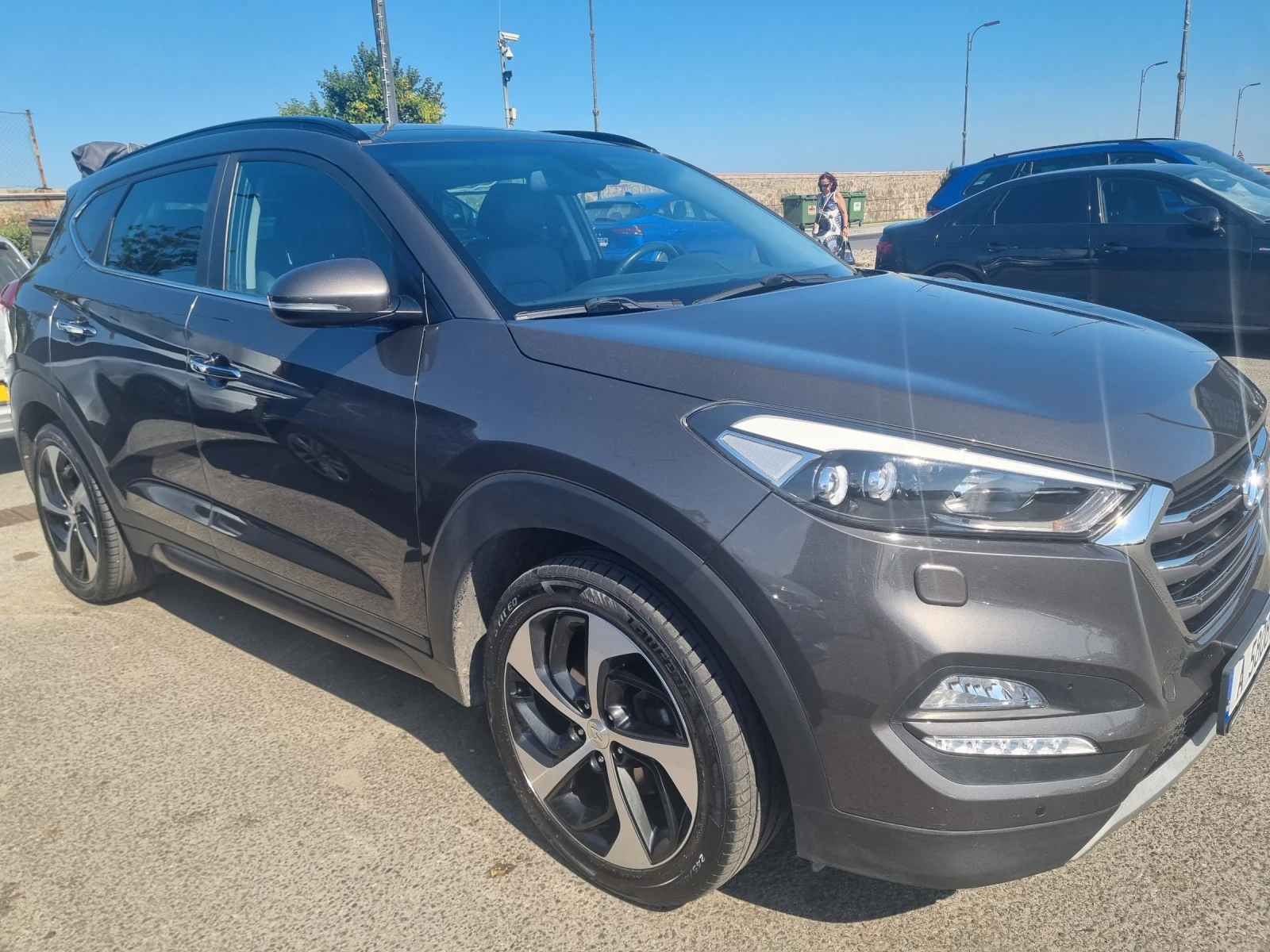 Hyundai Tucson, снимка 12 - Автомобили и джипове - 55750834