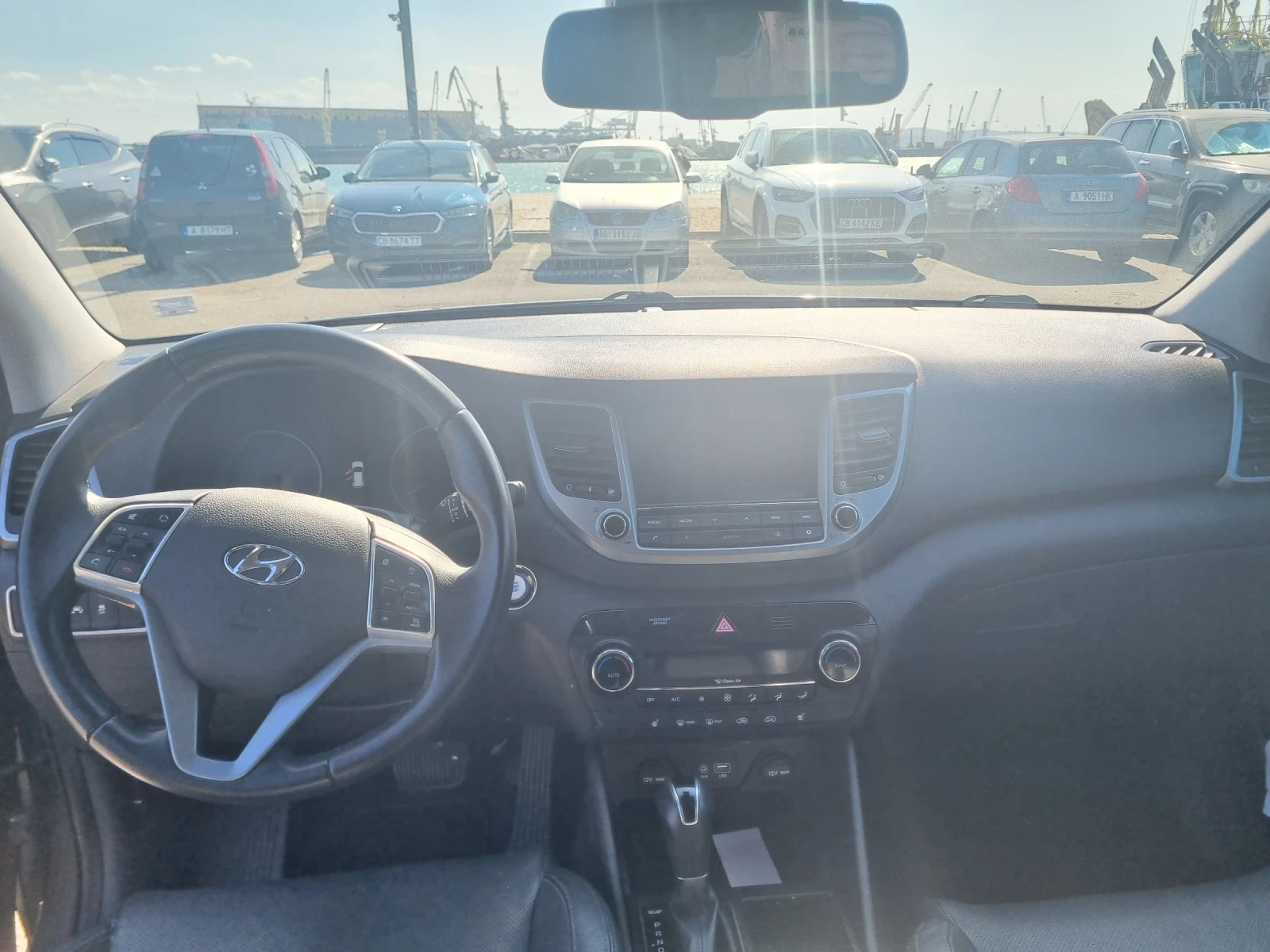 Hyundai Tucson, снимка 11 - Автомобили и джипове - 55750834