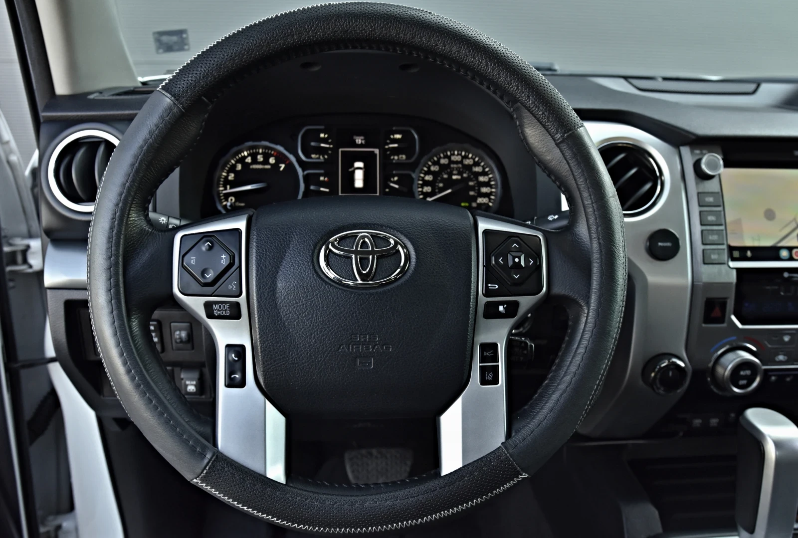Toyota Tundra 5.7 V8!TRD Pro!Platinum!, снимка 12 - Автомобили и джипове - 56041475