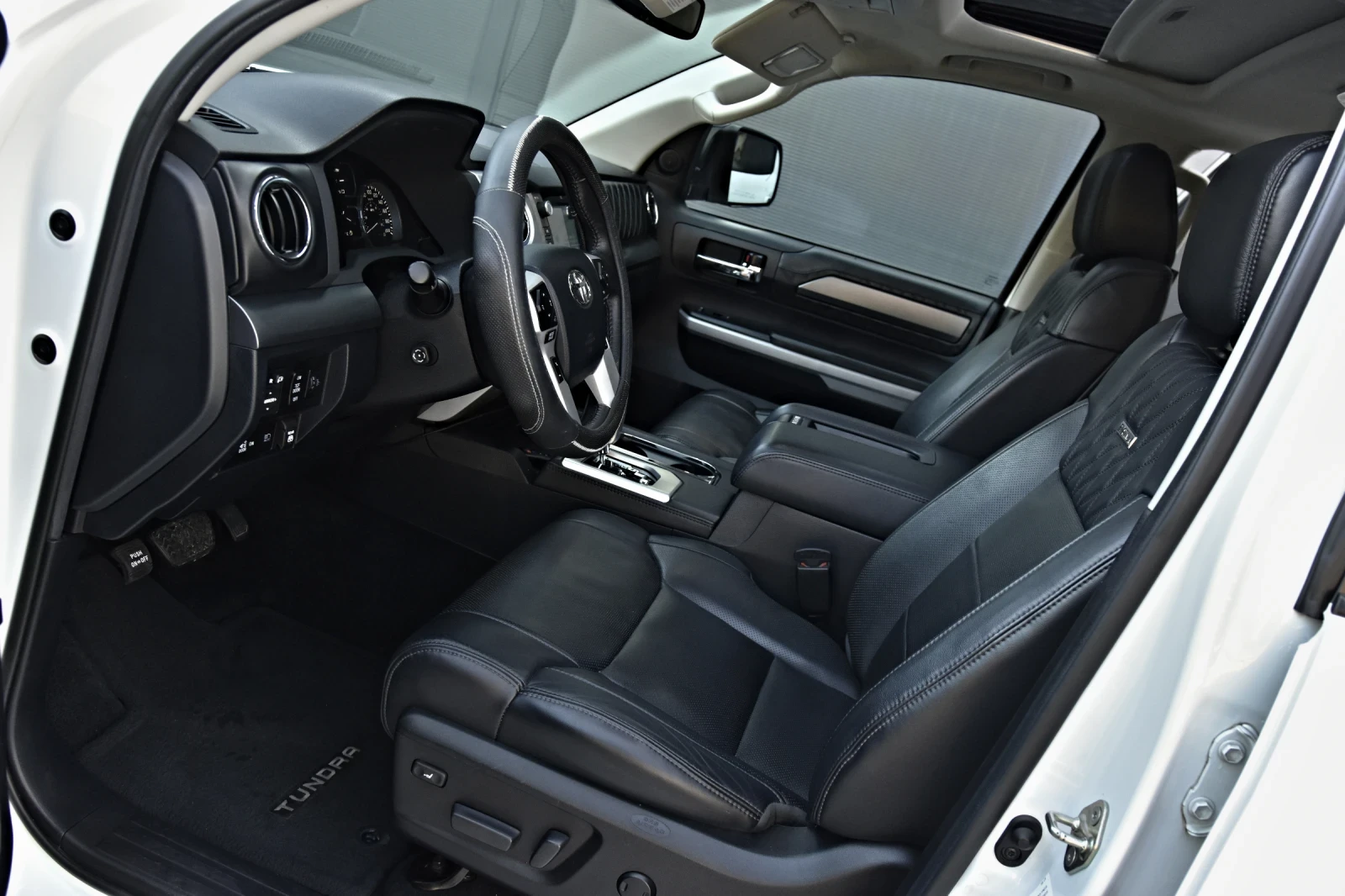 Toyota Tundra 5.7 V8!TRD Pro!Platinum!, снимка 9 - Автомобили и джипове - 56041475