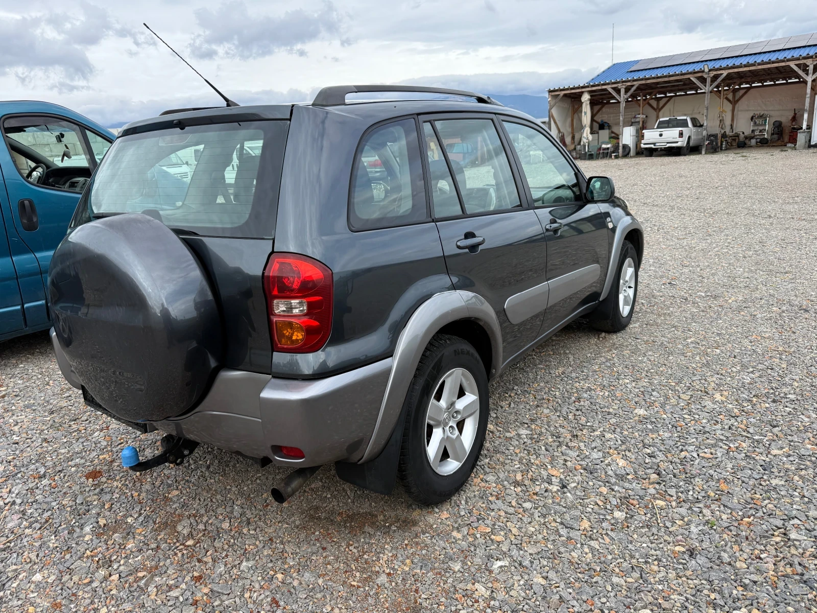 Toyota Rav4 2.0D4D 116, снимка 4 - Автомобили и джипове - 56504569