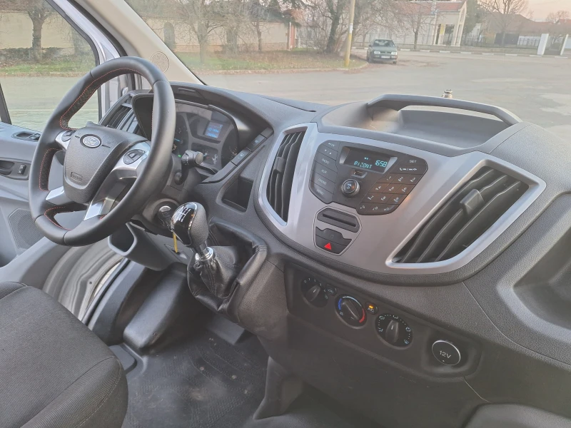 Ford Transit 2.2 TDCI Клима EURO5b L2H2, снимка 14 - Бусове и автобуси - 52485436