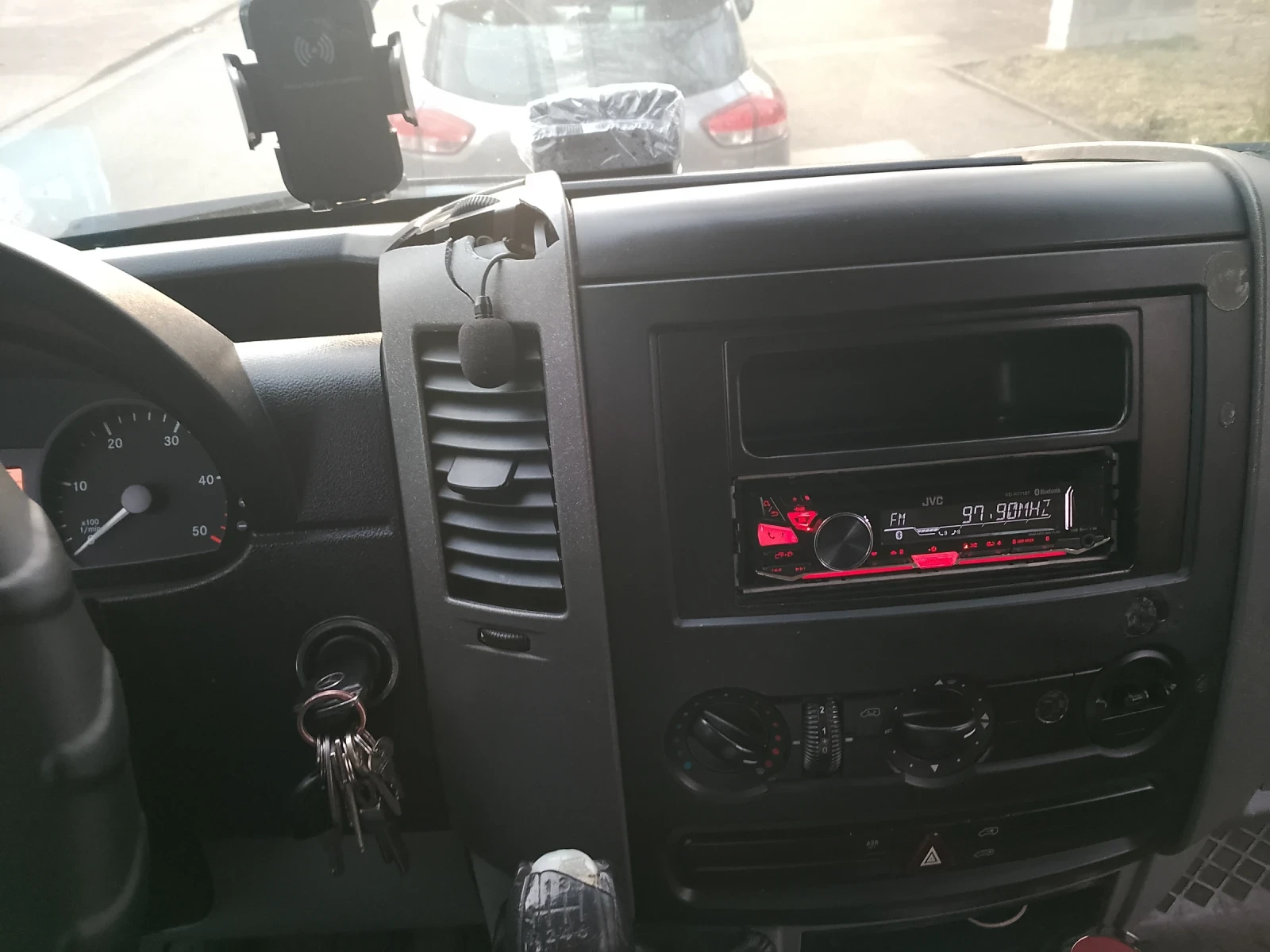 Mercedes-Benz Sprinter 211, снимка 2 - Бусове и автобуси - 54728714