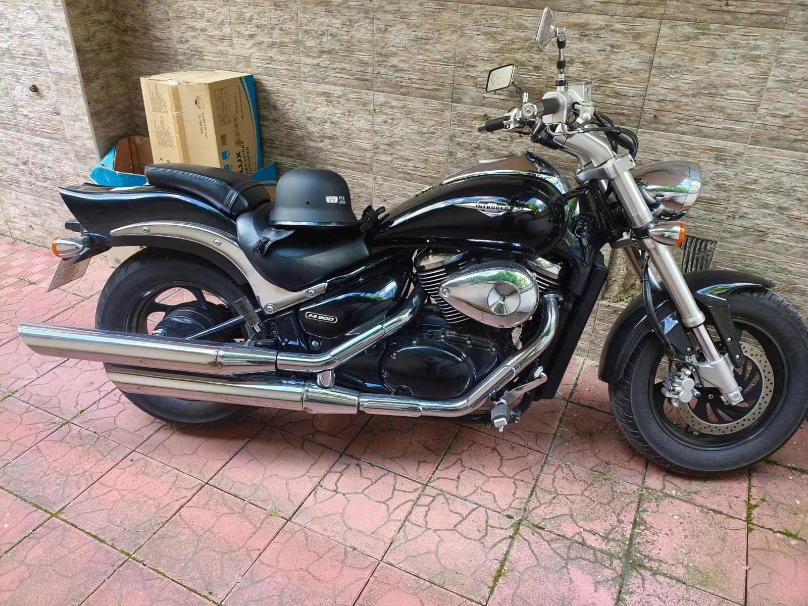Suzuki Intruder M800