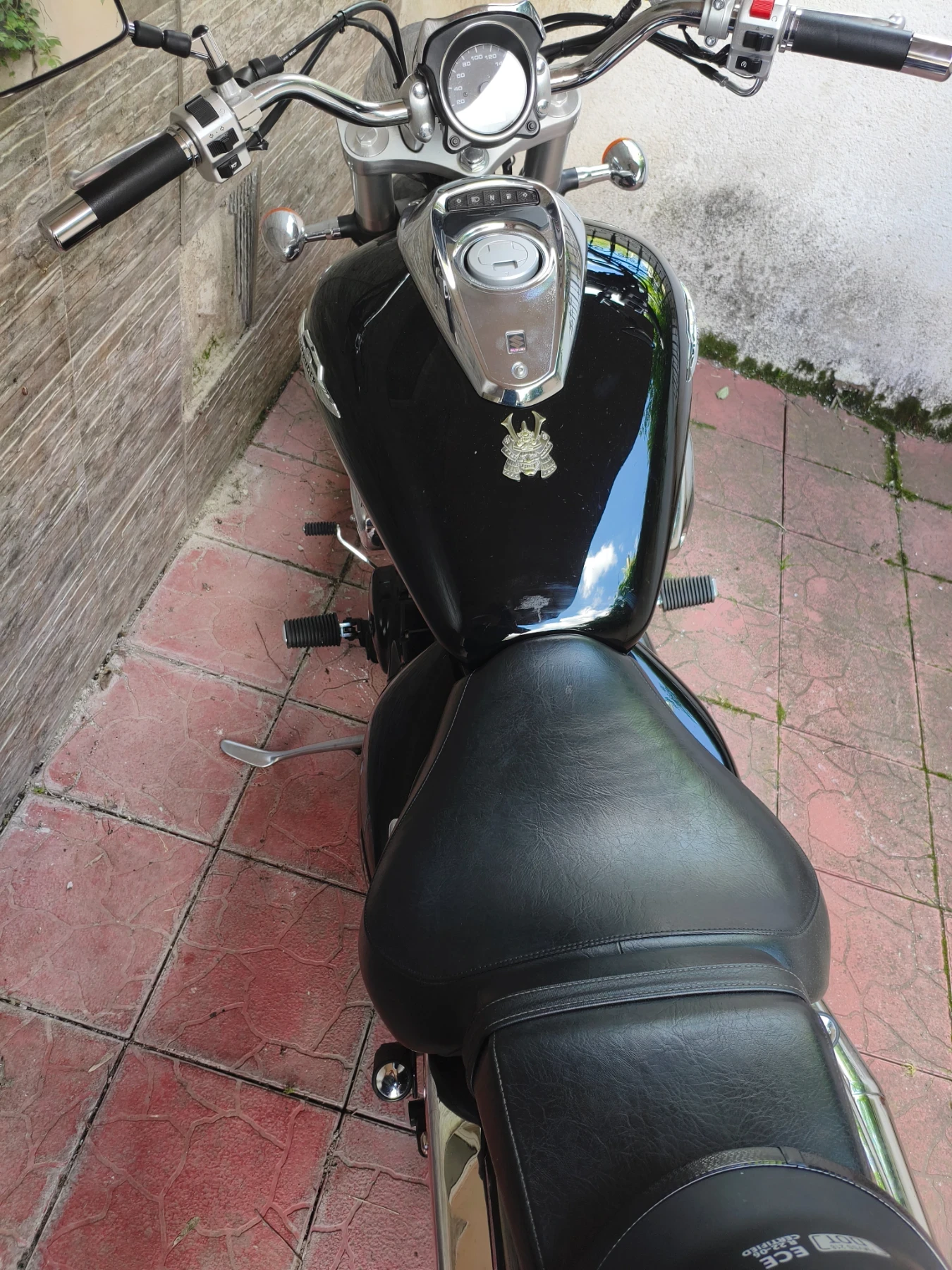 Suzuki Intruder M800, снимка 2 - Мотоциклети и мототехника - 54701337