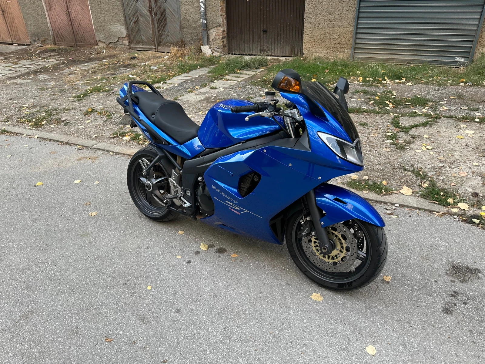 Triumph Sprint ST 1050