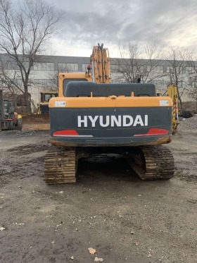 Багер Hyundai R220LC-9A, снимка 3 - Индустриална техника - 44263353