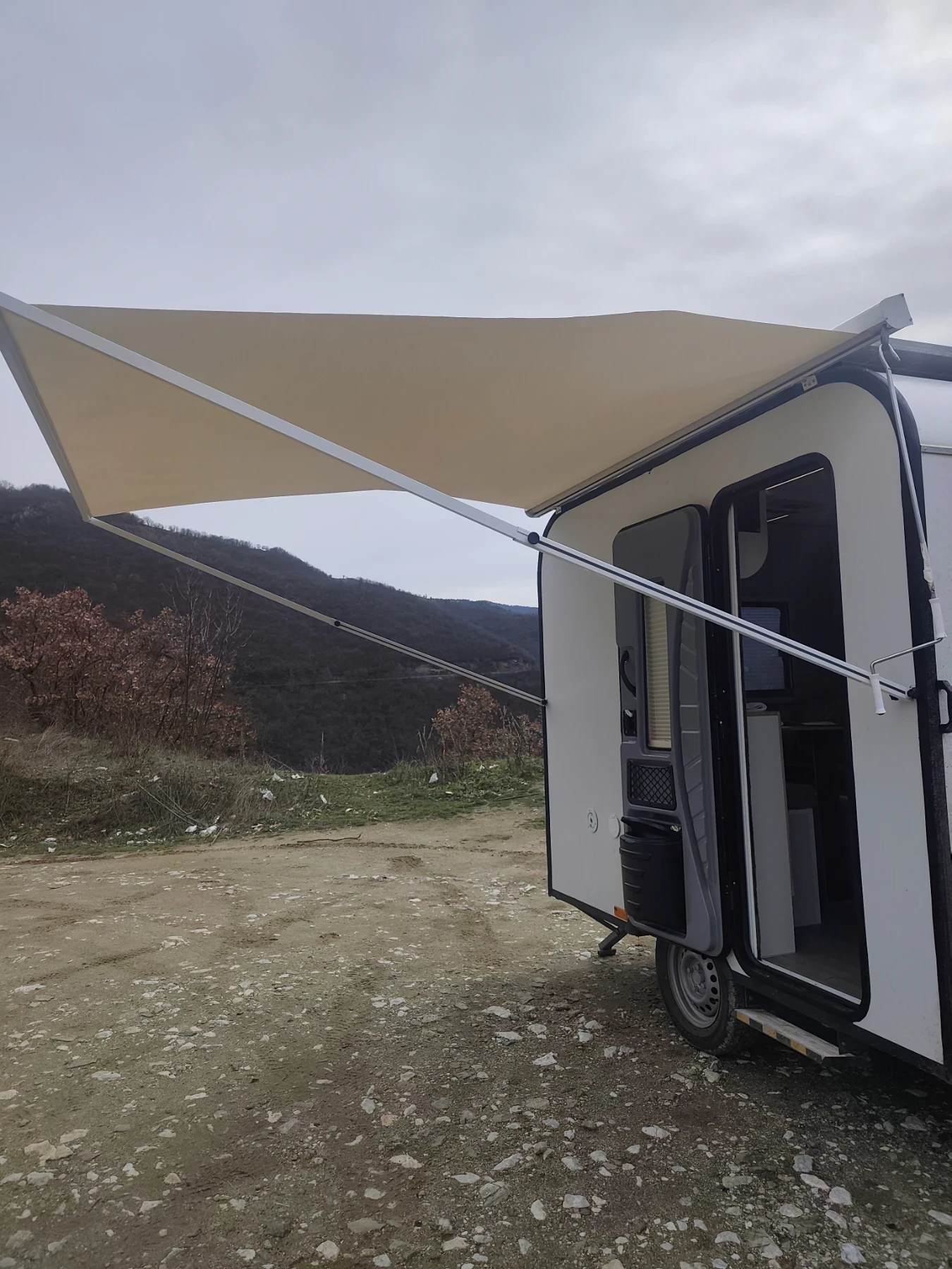 Каравана Други Мини 250 нова с гаранция - изображение 5