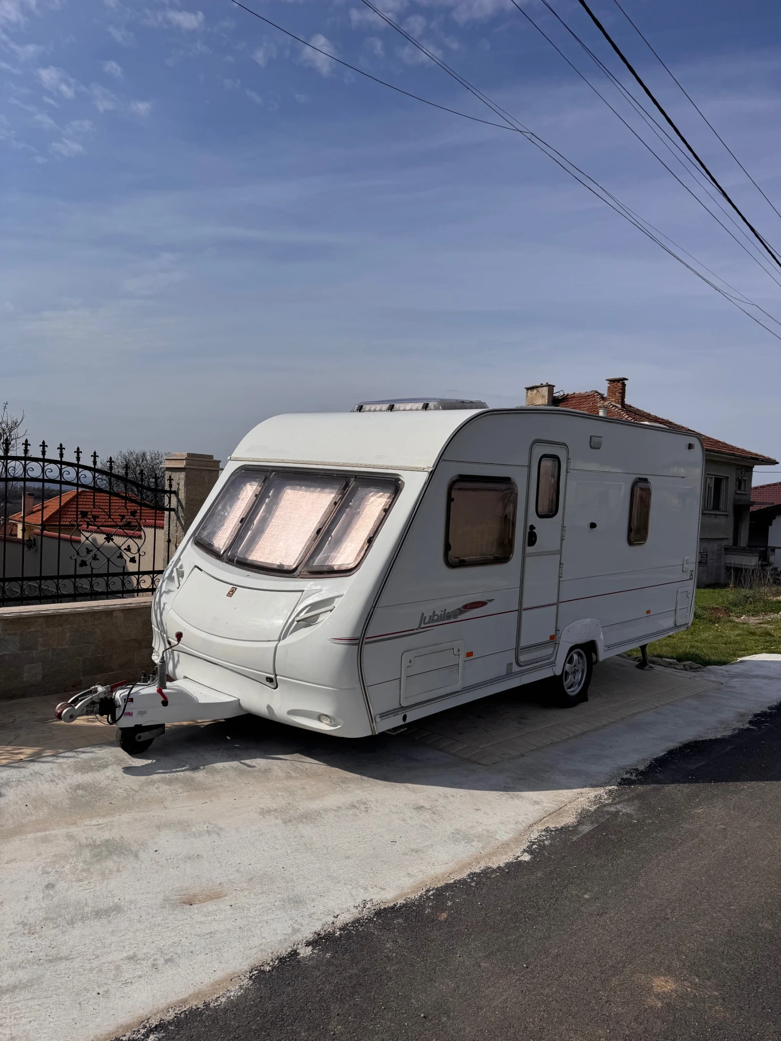 Каравана Swift Ace Jubilee Envoy