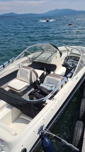Обява за продажба на Лодка Bayliner Bowrider 185 ~28 500 лв. - изображение 2