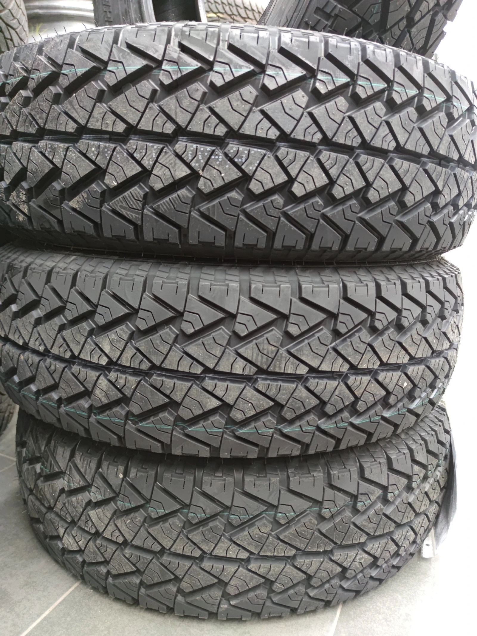  215/70R16 | Mobile.bg   4