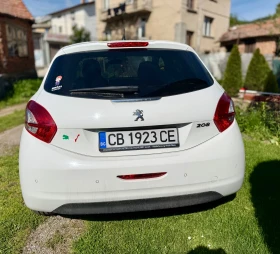 Peugeot 208 1, 2* ОБСЛУЖЕН* ЗИМНИ И ЛЕТНИ ГУМИ * ГО, ГТП , снимка 2