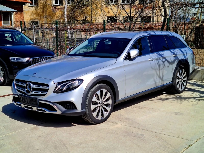 Mercedes-Benz E 220 All-Terrain 4MATIC, снимка 10 - Автомобили и джипове - 46356666